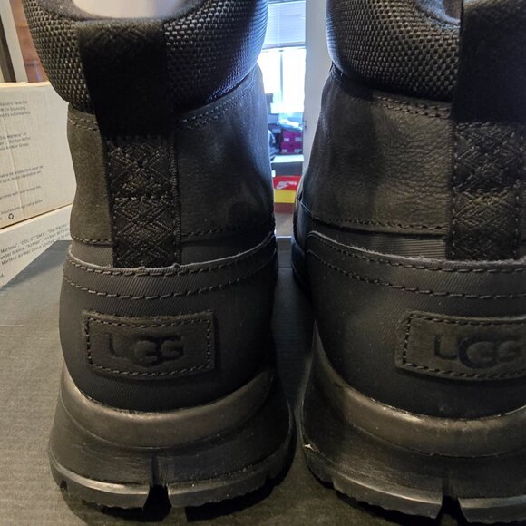 NEW MENS SIZE 11 BLACK UGG EMMETT 1115834 LEATHER WATERPROOF WINTER DUCK BOOTS - Picture 8 of 15